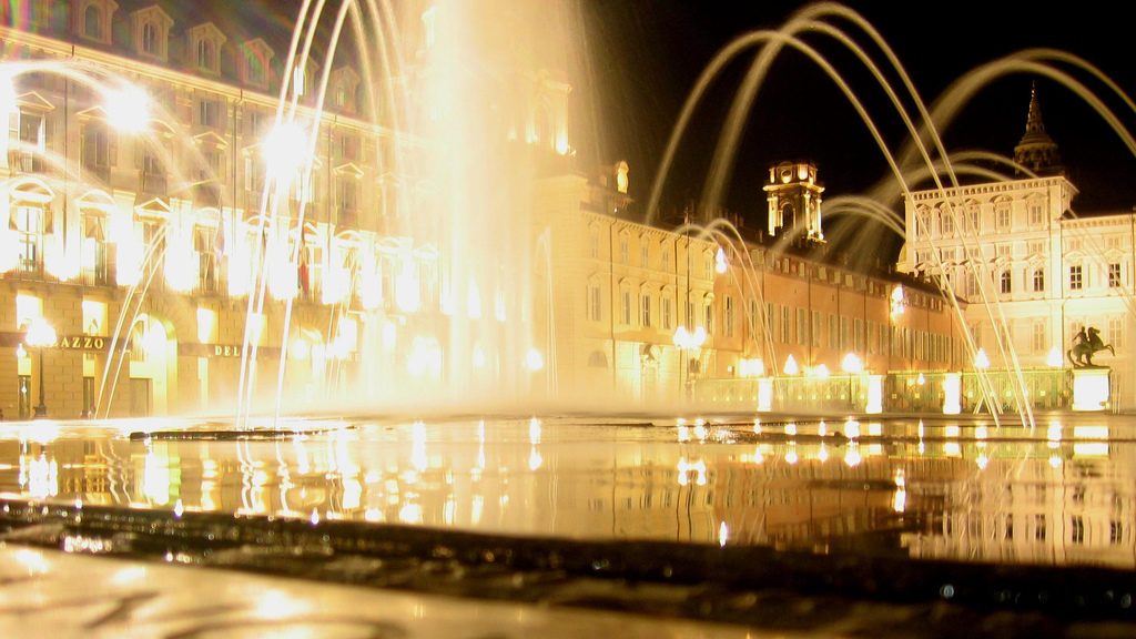 Torino by night. Luci d'Artista