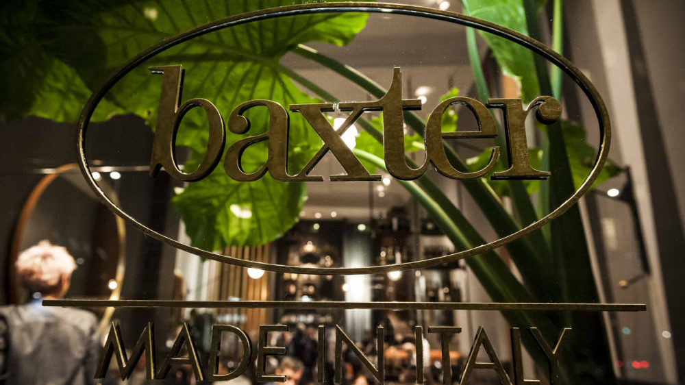 La vetrina di Baxter Bar, al posto del cinema President
