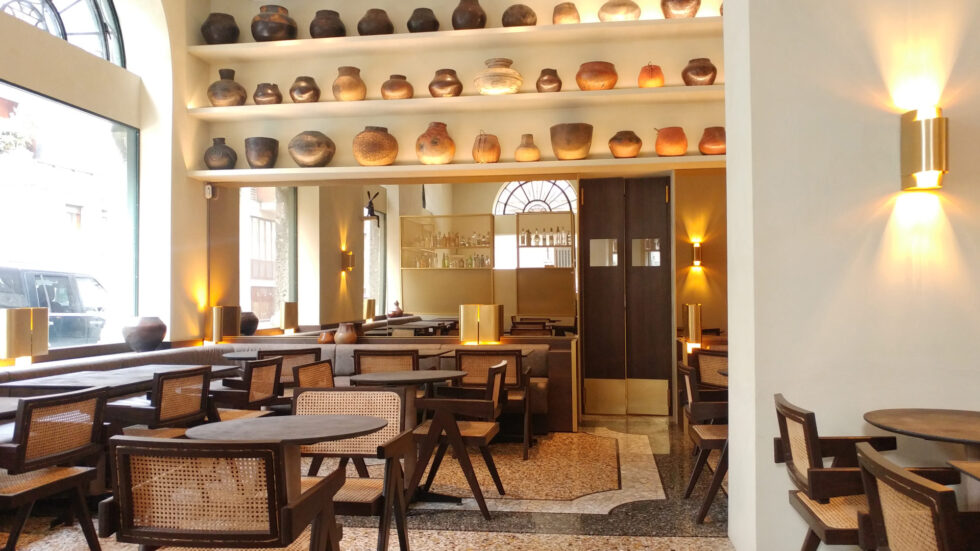 L'interno di Cittamani, il ristorante milanese della chef indiana Ritu Dalmia