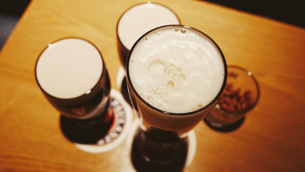 beer-blur-close-up-250465