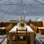 La tavolata delle Boat Restaurant della Darsena di Riva Grande a Moltrasio
