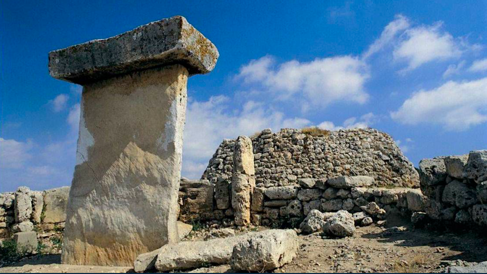Reperti di edifici archeologici di Trepucó a Minorca 
